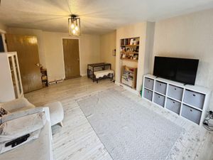 Lounge- click for photo gallery